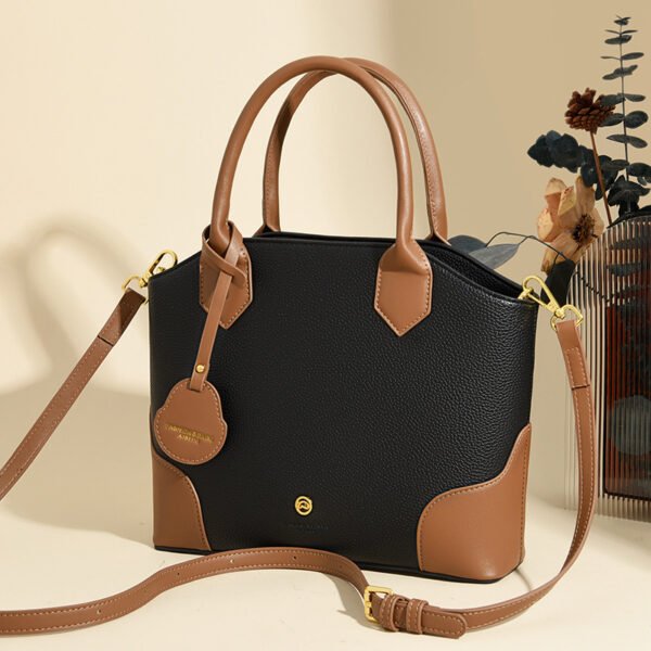 Retro-Inspired Minimalist Crossbody Bag - Image 8