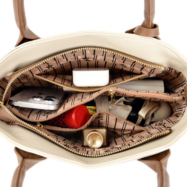 Retro-Inspired Minimalist Crossbody Bag - Image 2